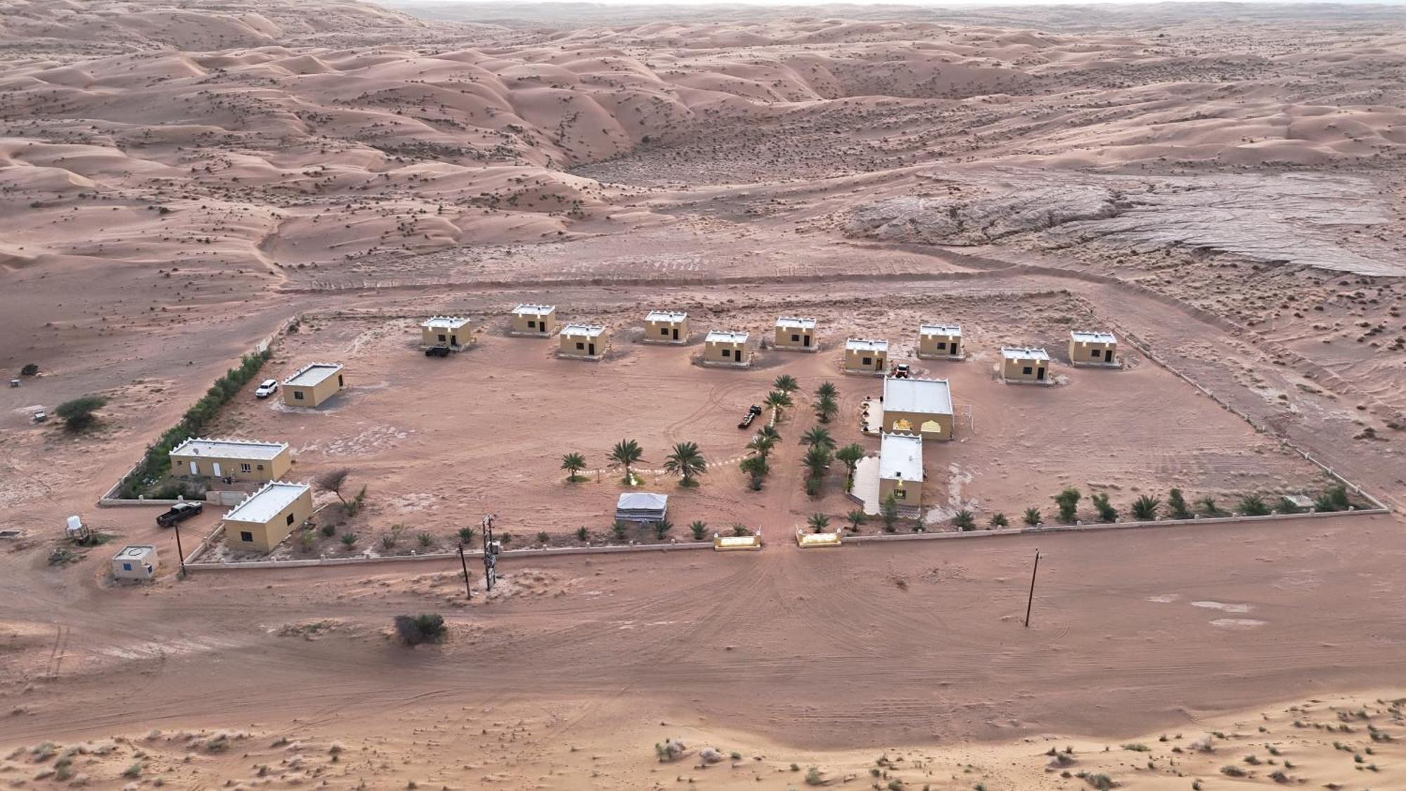 Al Hawiyah Camp Hotel ภายนอก รูปภาพ